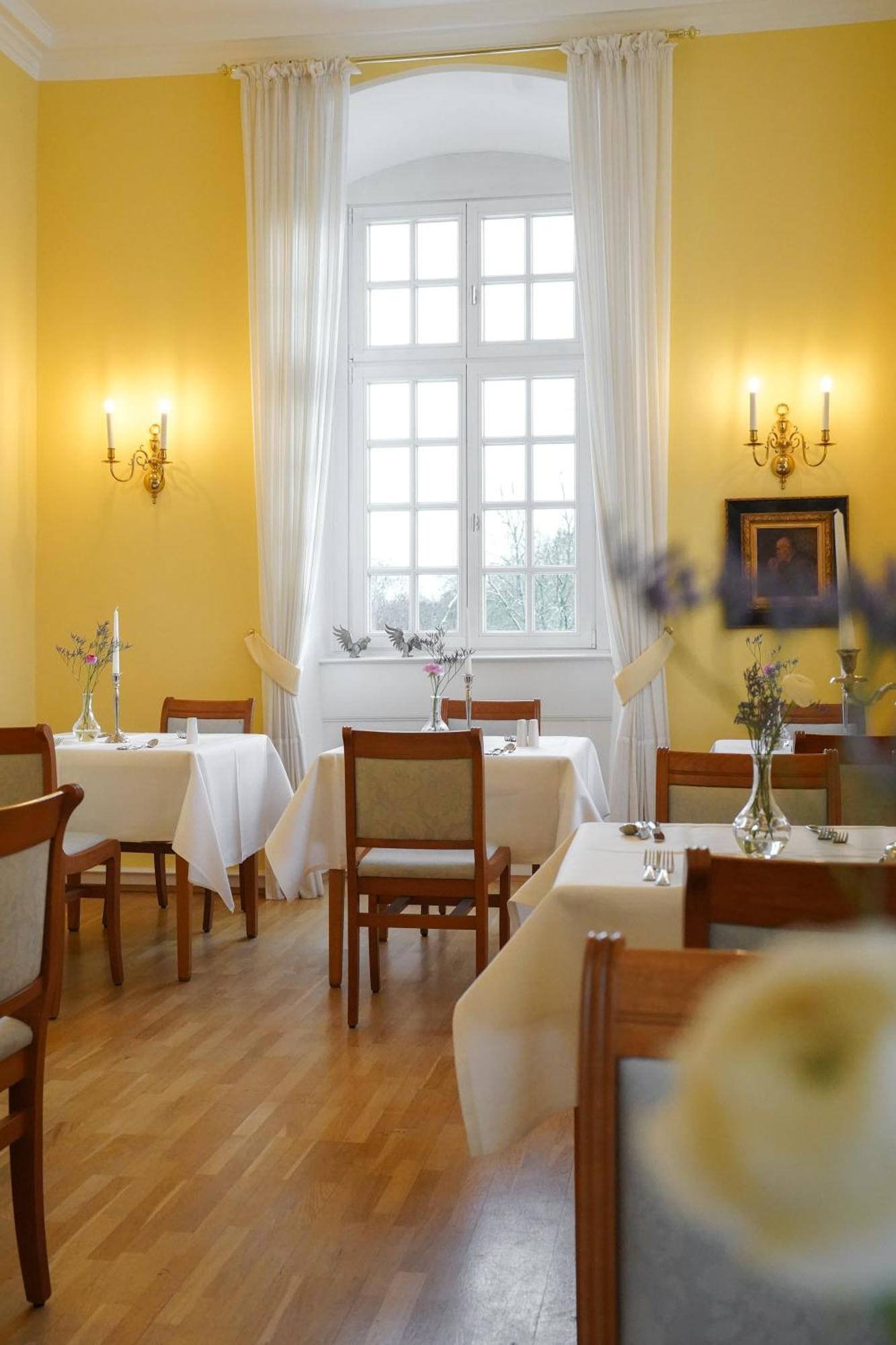 Hotel Schloss Hoehnscheid Bad Arolsen Exteriér fotografie